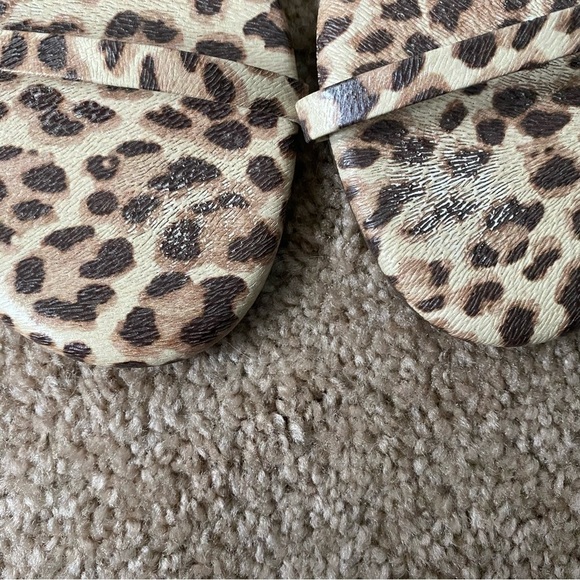 TKEES | Women's Gemma Leopard Printed Leather Slip On Sandals Size 6 - Picture 6 of 9